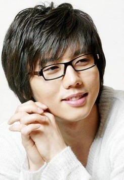 Ki Tae-Young Fotoğrafı