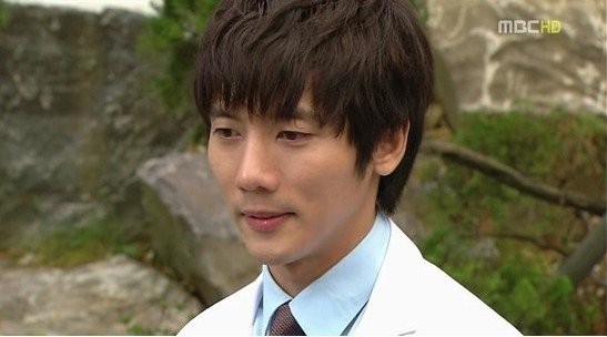 Ki Tae-Young Fotoğrafı