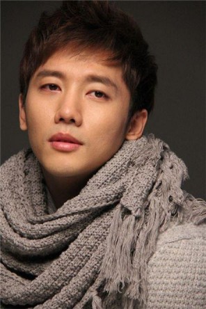 Ki Tae-Young Fotoğrafı