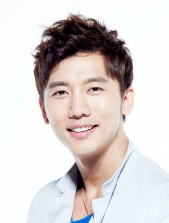 Ki Tae-Young Fotoğrafı