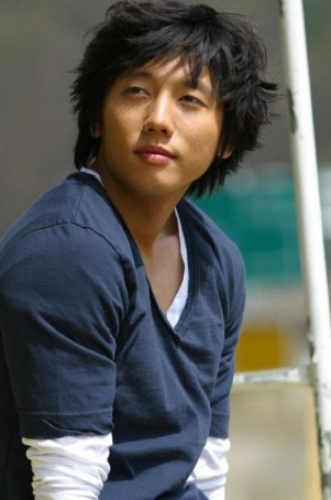 Ki Tae-Young Fotoğrafı