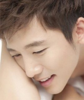 Ki Tae-Young Fotoğrafı
