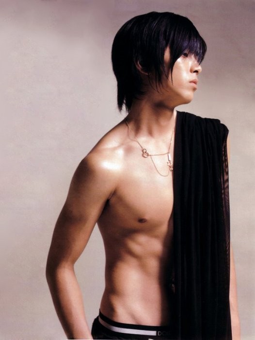 Tomohisa Yamashita Fotoğrafı