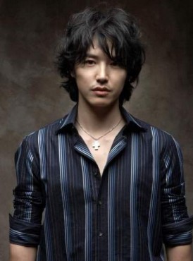 Yoon Sang-hyun Fotoğrafları 124