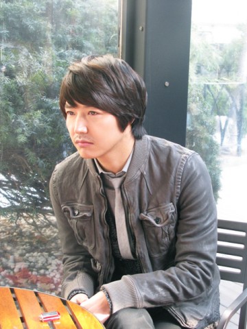 Yoon Sang-hyun Fotoğrafı