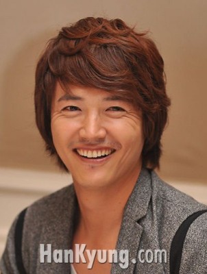 Yoon Sang-hyun Fotoğrafı