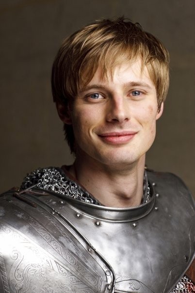 Bradley James Fotoğrafı