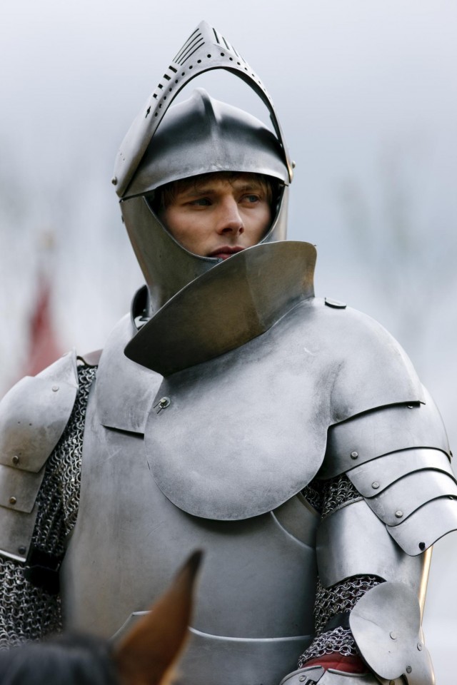 Bradley James Fotoğrafı