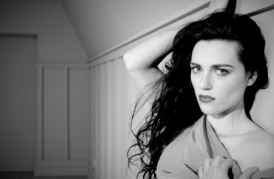 Katie McGrath Fotoğrafı