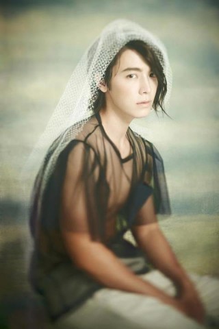 Lee Dong-Hae Fotoğrafı