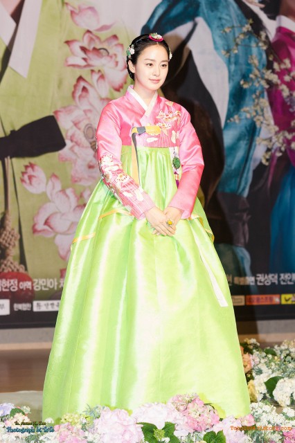 Kim Tae-hee Fotoğrafı