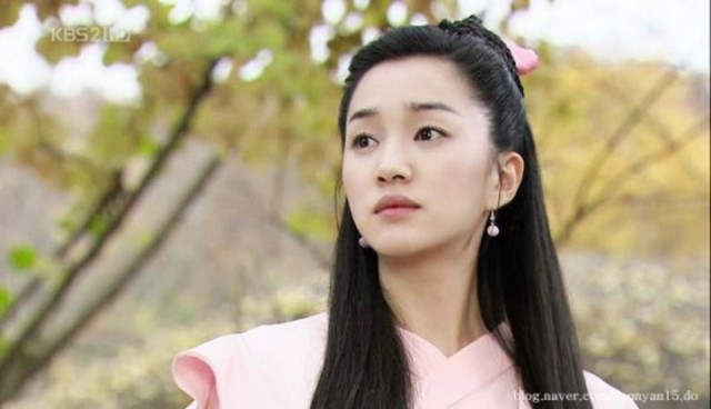 Soo Ae Fotoğrafı