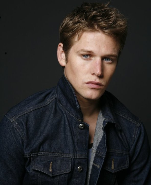 Zach Roerig Fotoğrafları 23