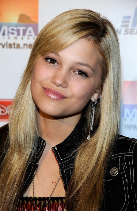 Olivia Holt Fotoğrafları 24