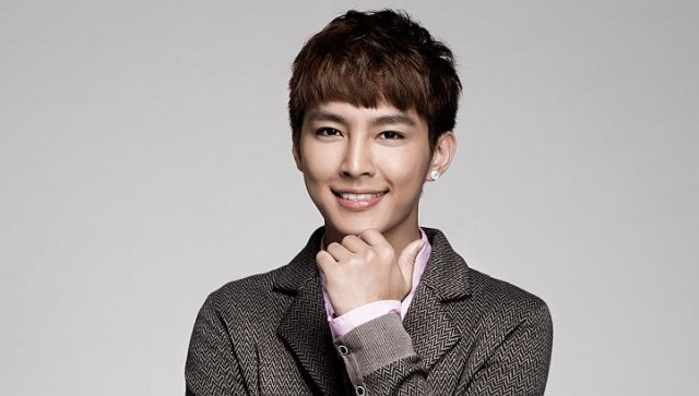 Aaron Yan Fotoğrafları 44