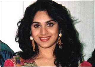 Meenakshi Sheshadri Fotoğrafları 4