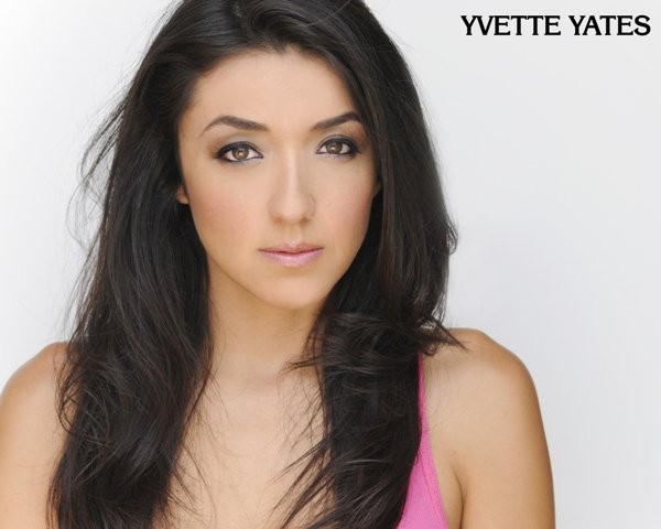 Yvette Yates Fotoğrafı