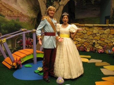 Nicole Gale Anderson Fotoğrafı