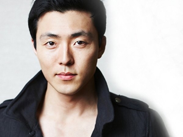 Lee Moo-Saeng Fotoğrafı
