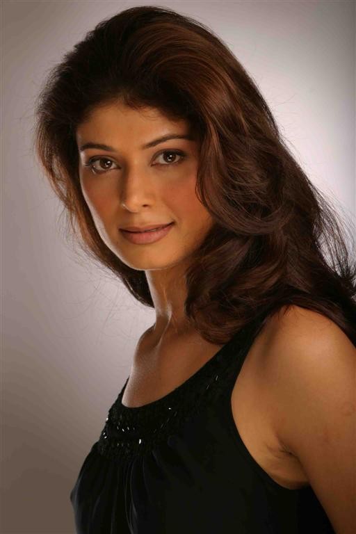 Pooja Batra fotoğrafı