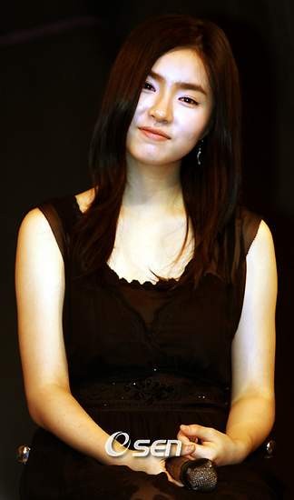 Shin Se-kyeong Fotoğrafı