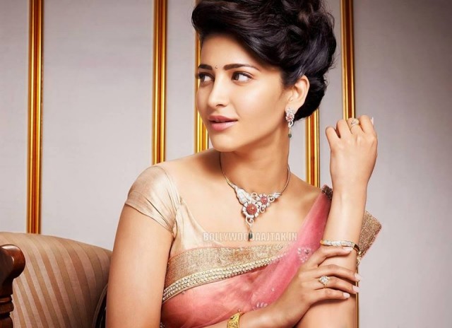 Shruti K. Haasan Fotoğrafı