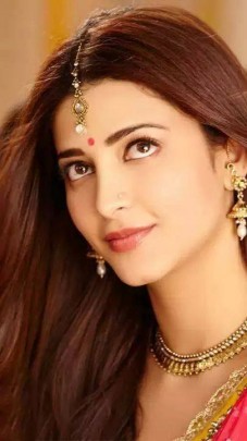 Shruti K. Haasan Fotoğrafı