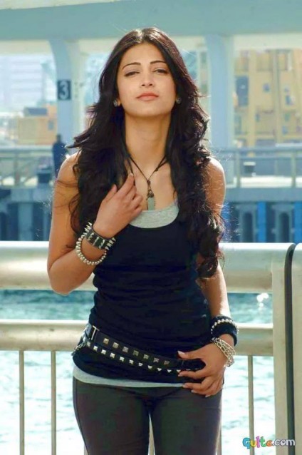 Shruti K. Haasan Fotoğrafı