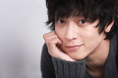 Kang Dong-won Fotoğrafı