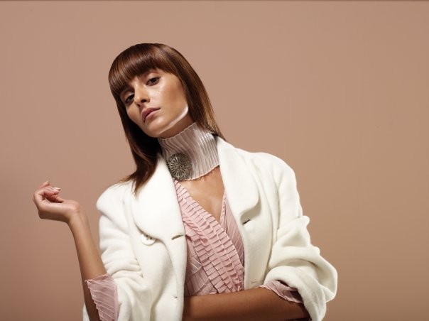 Özge Ulusoy Fotoğrafı