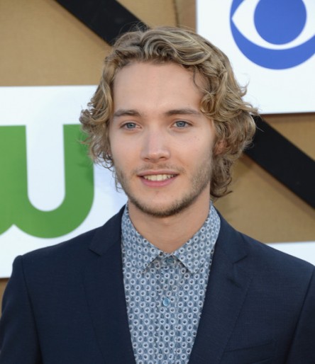 Toby Regbo Fotoğrafları 54