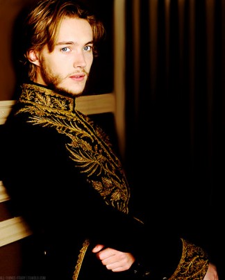 Toby Regbo Fotoğrafları 65