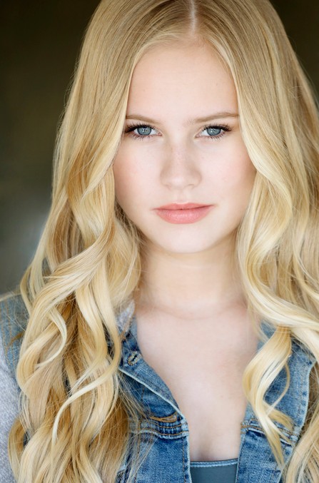 Danika Yarosh Fotoğrafı