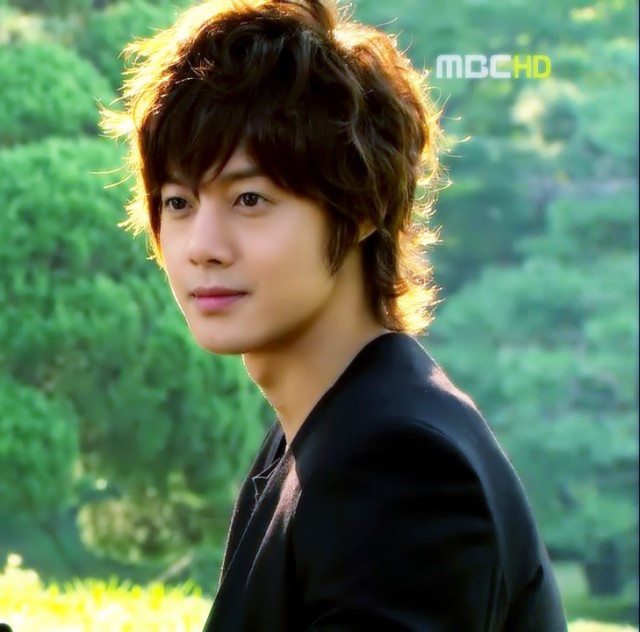 Kim Hyun Joong Fotoğrafı