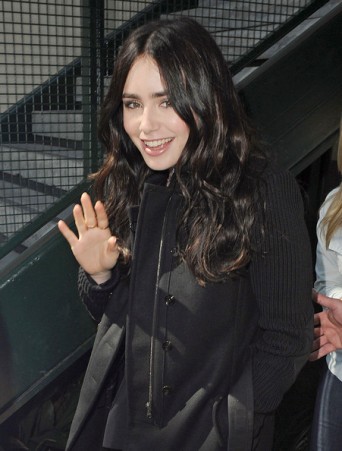 Lily Collins Fotoğrafı