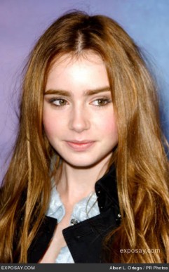 Lily Collins Fotoğrafları 300