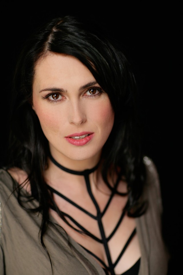 Sharon Den Adel Fotoğrafları 6