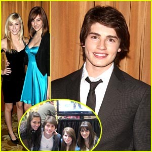 Gregg Sulkin Fotoğrafı