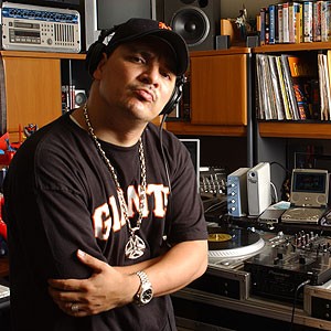 Mix Master Mike Fotoğrafları 2