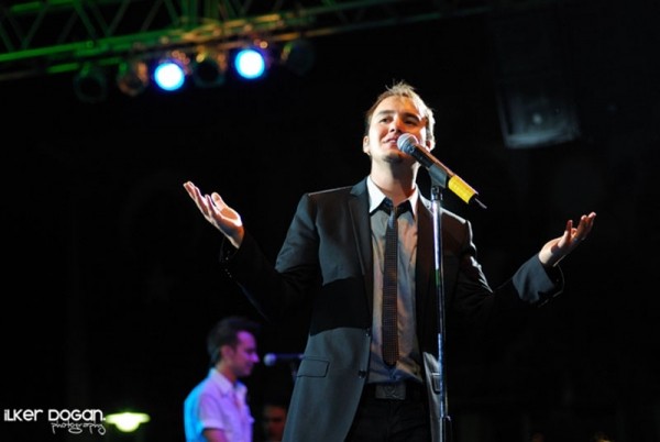 Mustafa Ceceli Fotoğrafı