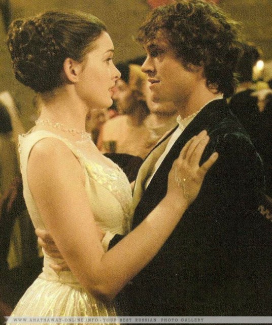 Anne Hathaway Fotoğrafı