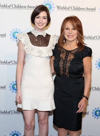 Anne Hathaway Fotoğrafı