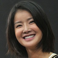 Lee Si-young Fotoğrafları 31