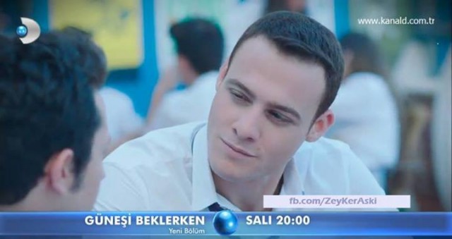 Hande Doğandemir Fotoğrafı