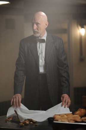 James Cromwell Fotoğrafı