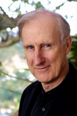 James Cromwell Fotoğrafı