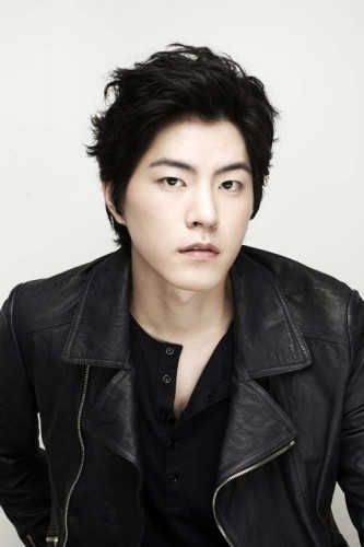 Hong Jong-hyeon Fotoğrafı