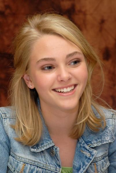 AnnaSophia Robb Fotoğrafları 17