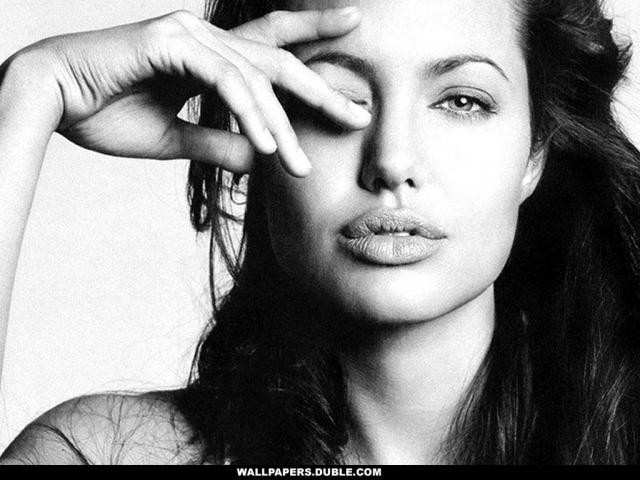 Angelina Jolie Fotoğrafları 775