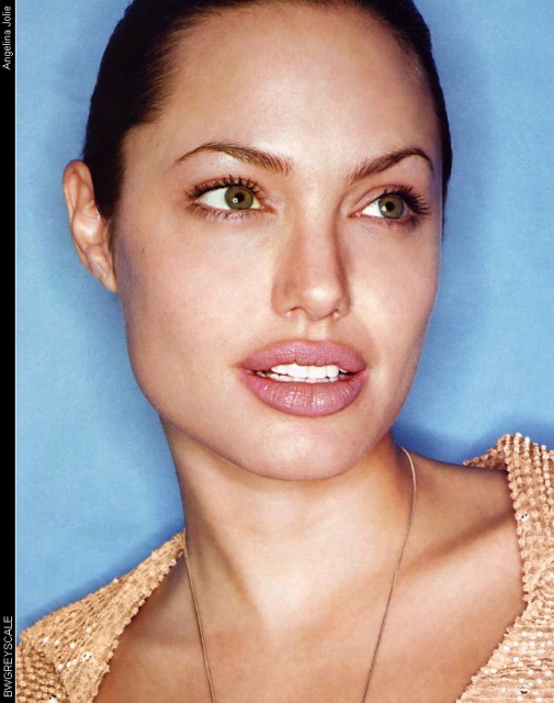 Angelina Jolie Fotoğrafları 911